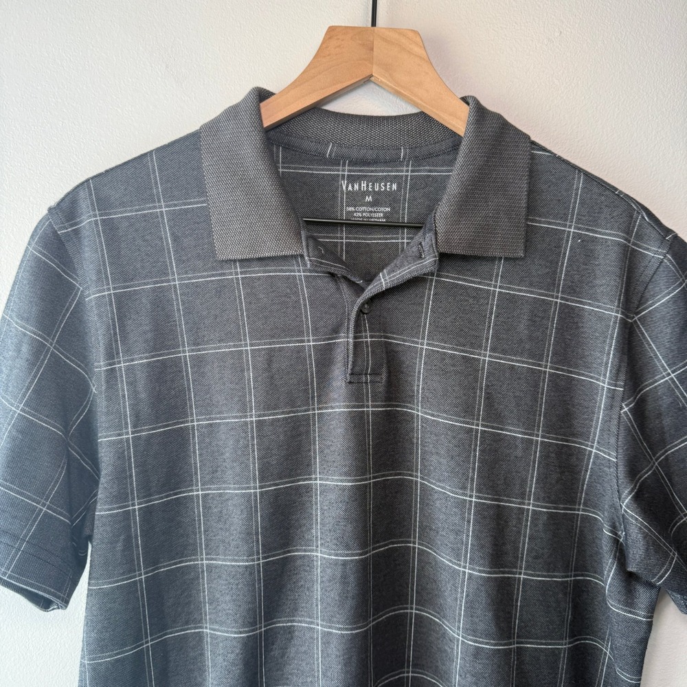 Van Heusen Men's Short Sleeve Plaid Polo Shirt Gray Size Medium - Picture 2 of 4